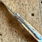 Le Camarguais 12 cm - Bois de bouleau