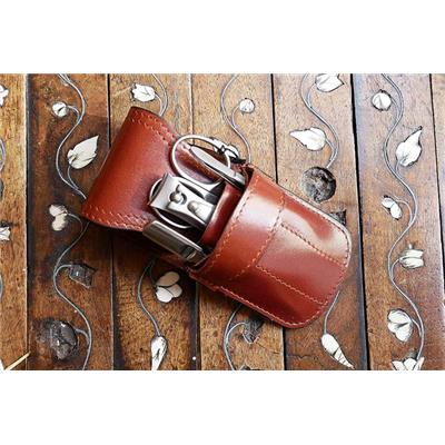 Trousse coupe-ongles - Couleur fauve