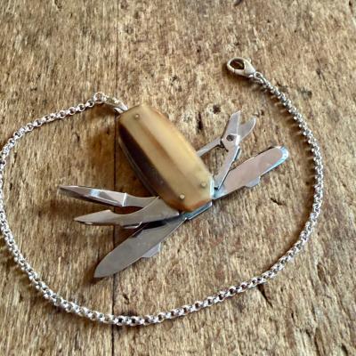 Couteau d'Occasion - Onglier Drouhin Corne et chaine argent