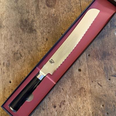 Shun - Couteau à pain - 23 cm