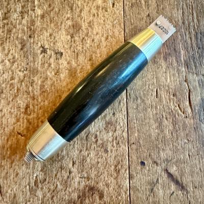 Tonneau G.M. - Ebène et maillechort 