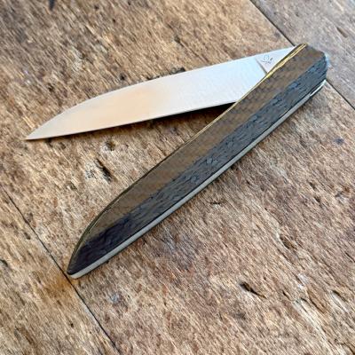 Le "Why so serious" Light - Fibres de carbone