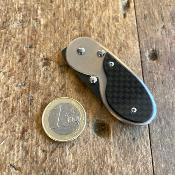 Kyocera  Petit - Lame céramique et fibre de Carbone