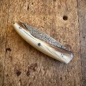 L'Ariégeois - Damas inox et corne blonde